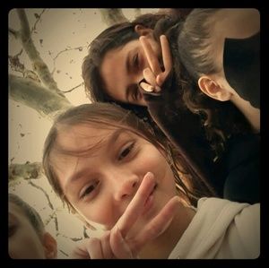 Meet your Posher, Desiree